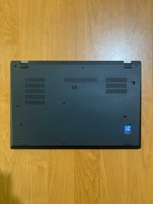 Lenovo ThinkPad T15    15.6" 1920x1080/ i5-10210U/ 16RAM/ 256Nvme