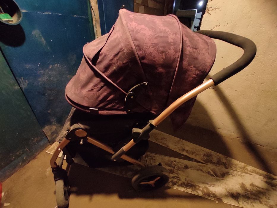 Продам детскую каляску