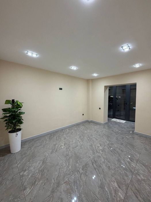 Badamzar machit birinchi liniya  92m2 euro remont arendaga beriladi