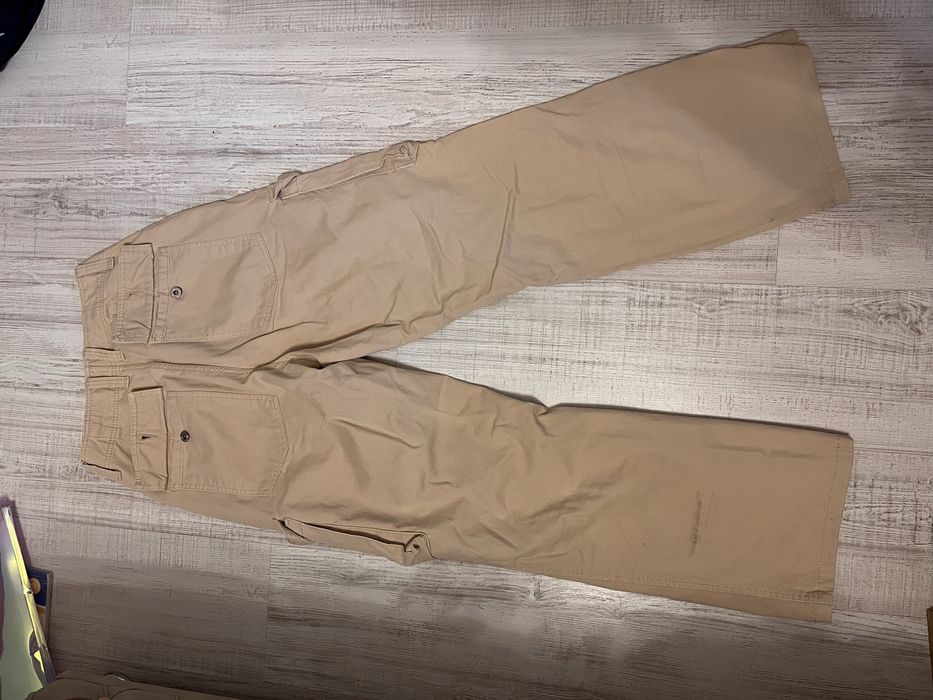 панталон карго.