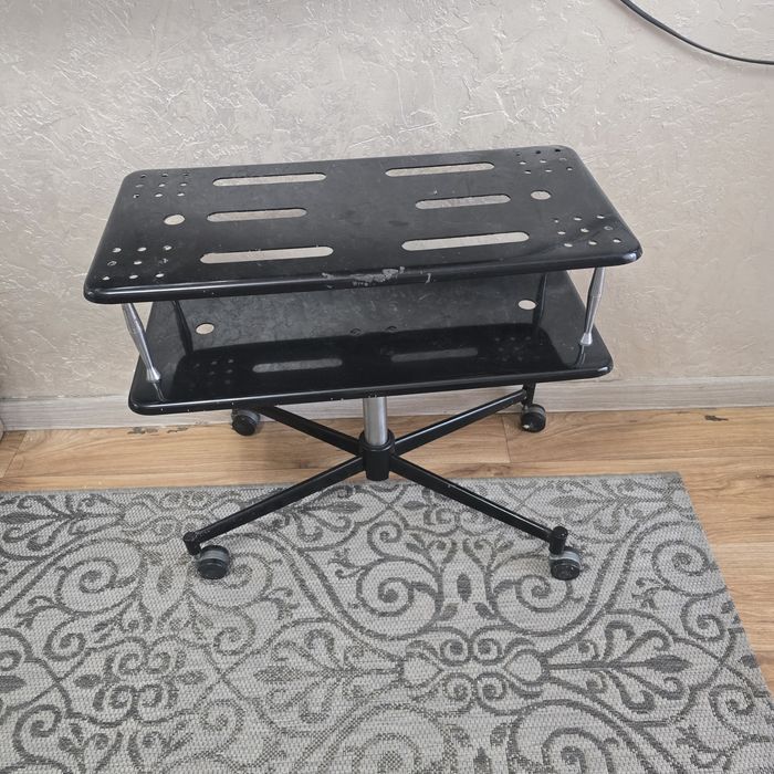 Тумба под телевизор