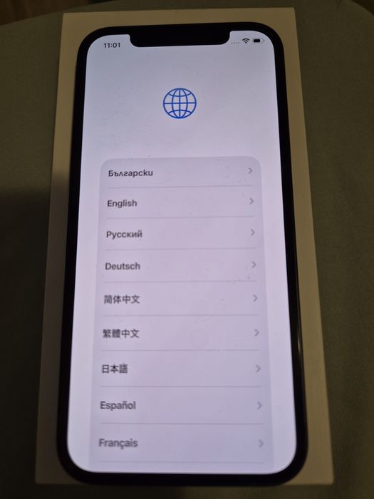 Продавам iphone 12