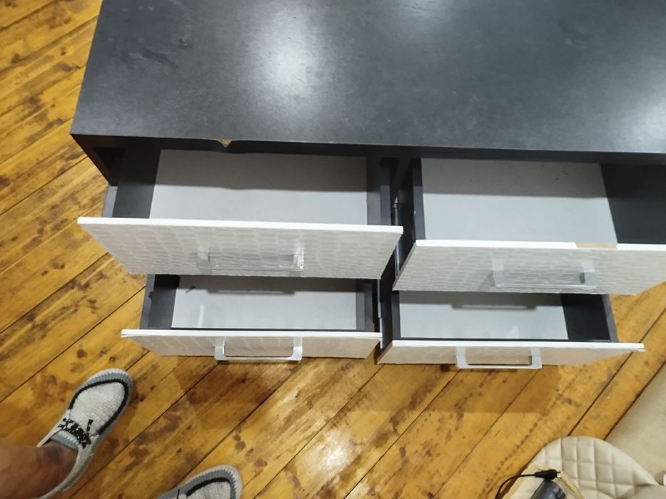 Продам тумба  под ТВ