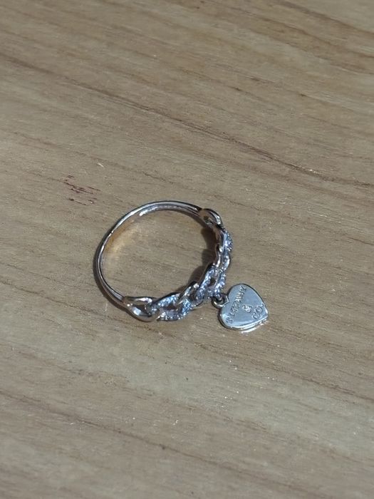 Продам кольцо золотое