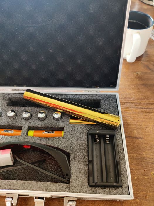 Мощная лазерная указка