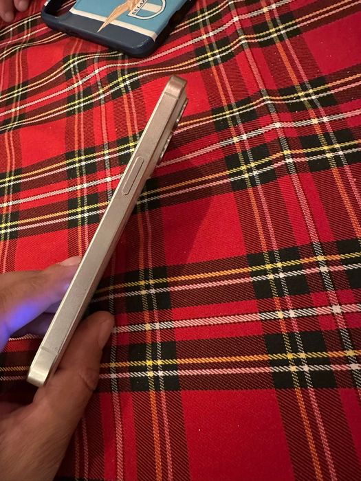 vand iphone 15 pro Titanium 128gb