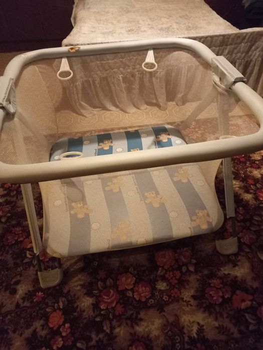 Манеж для малышей