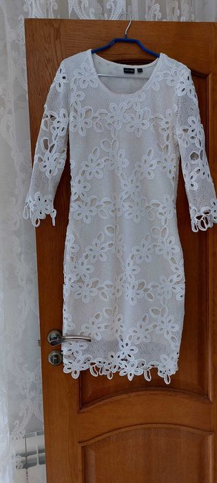 Платье нарядное, красивое