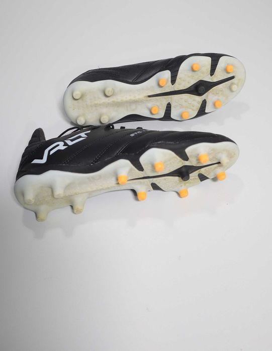 Ghete Fotbal Kipsta Vivalto II FG Piele Naturală - Mărimea 39 interior 24.5 cm
