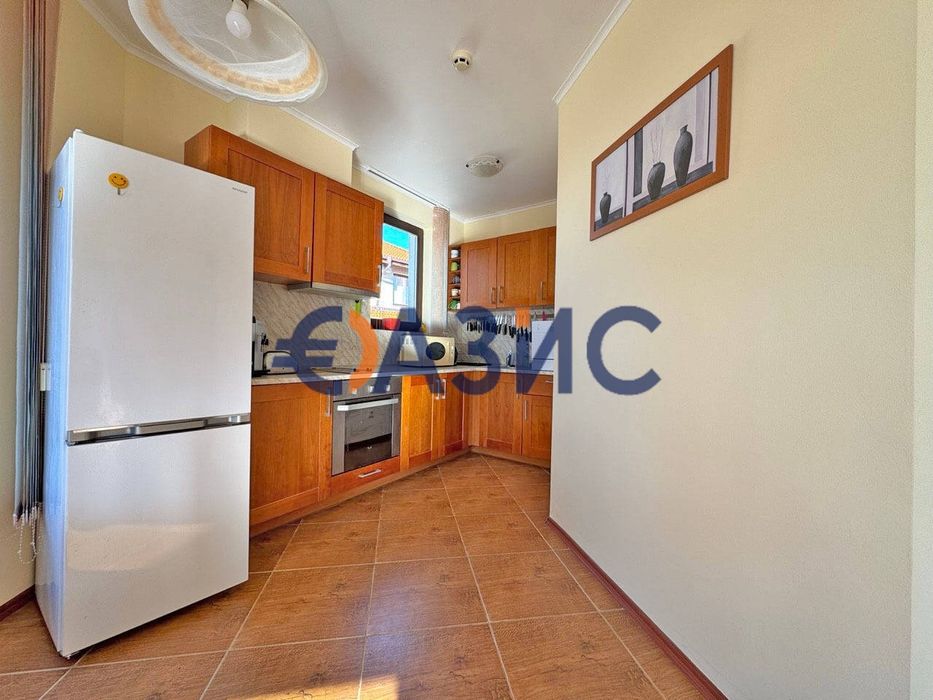 Продава се Тристаен апартамент в с. Кошарица, Област Бургас - 90 кв.м за 532 €/кв.м - Снимка #3