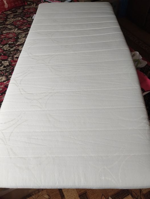 Продавам топ матрак
