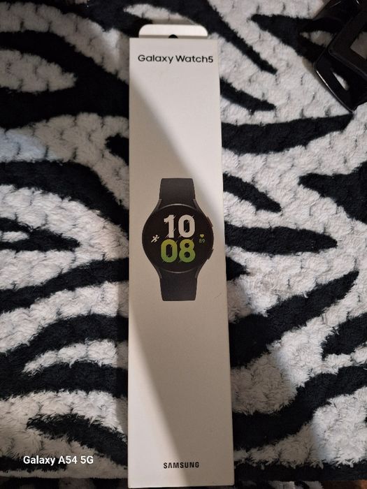 Samsung watch 5 работи перфектно