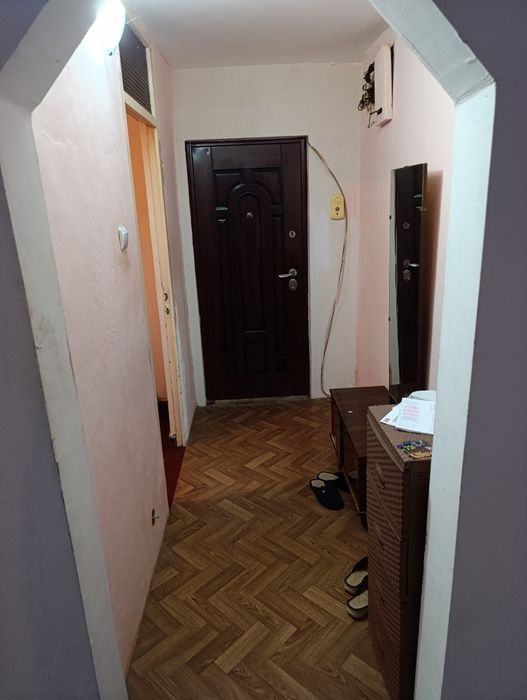 Vând apartament 2 camere zona capăt 1