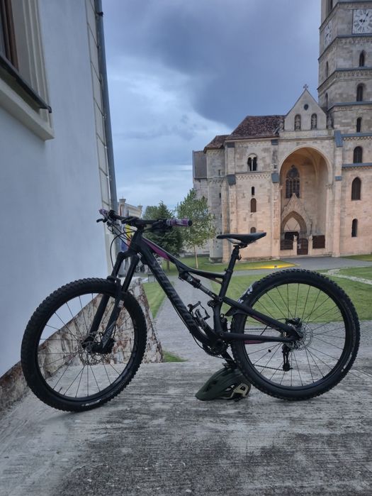 Vând Bike Specialized