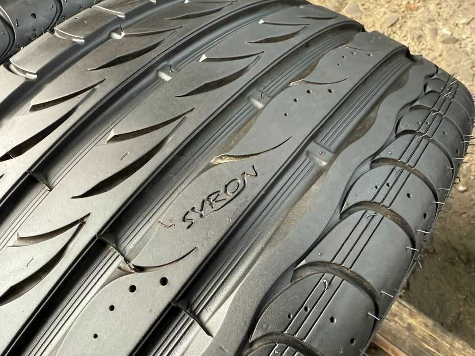 Anvelope Vara 245/30 R20 - stoc depozit
