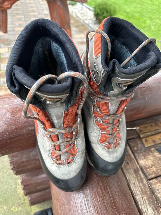 Vand bocanci meindl  Digam x