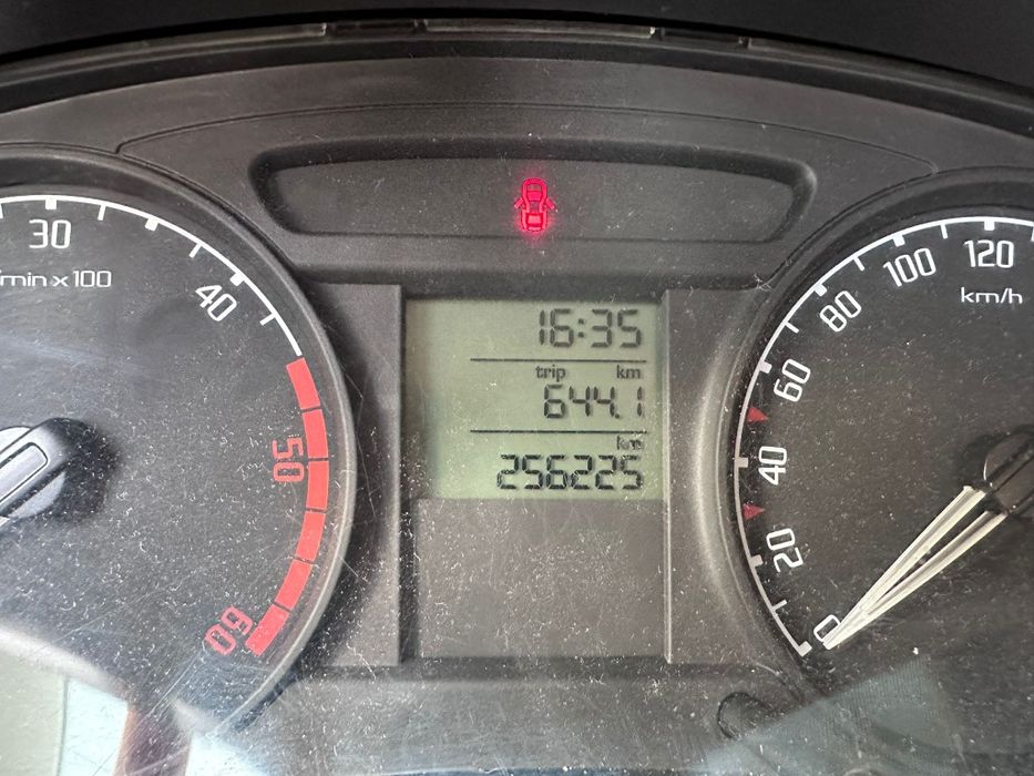 Vand Skoda Praktik 2009 TVA deductibil