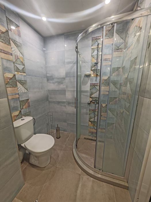 Ключ в офиса! Обзавдене двустаен апартамент в Сентрал парк. Южно изло