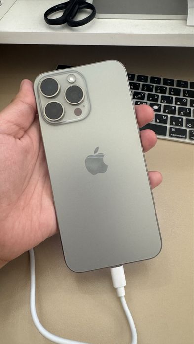 Iphone 15 pro max 256 gb (Оригинал,идеал)