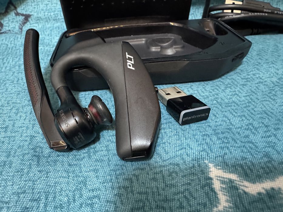 Casca Bluetooth Plantronics Voyager 5200 cu Case