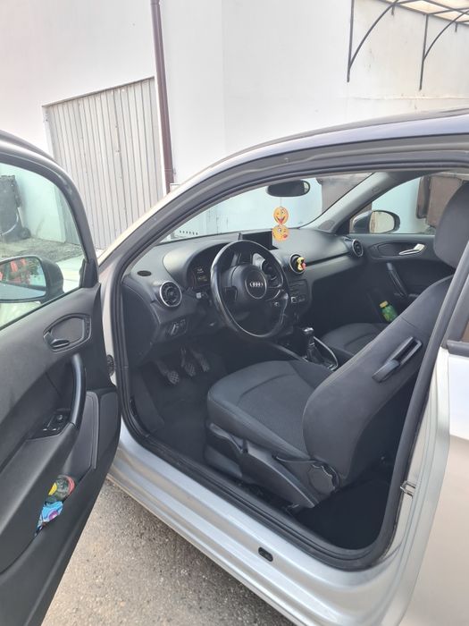 Audi a1 ,an fabricație 2011