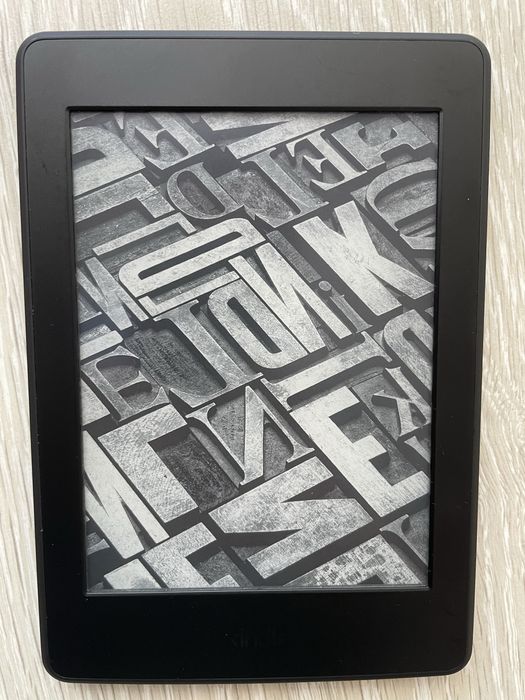 Kindle Paperwhite generatia 7