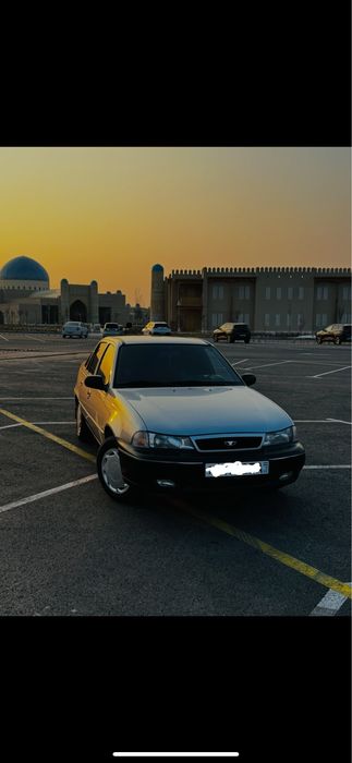 Део нексия 1.   2000 года в отличном состоянии!!! 67000 т км пробег!!!