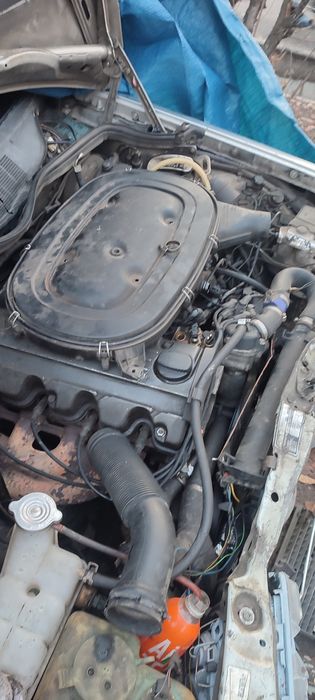 Запчасти Мерседес 190