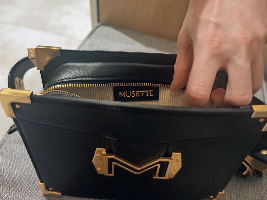 Луксозна черна чанта от естествена кожа MUSETTE – модел Queen Victoria (Перфектна!)