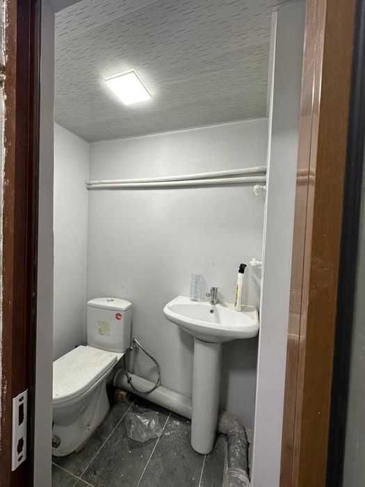 Noturar joy sotiladi