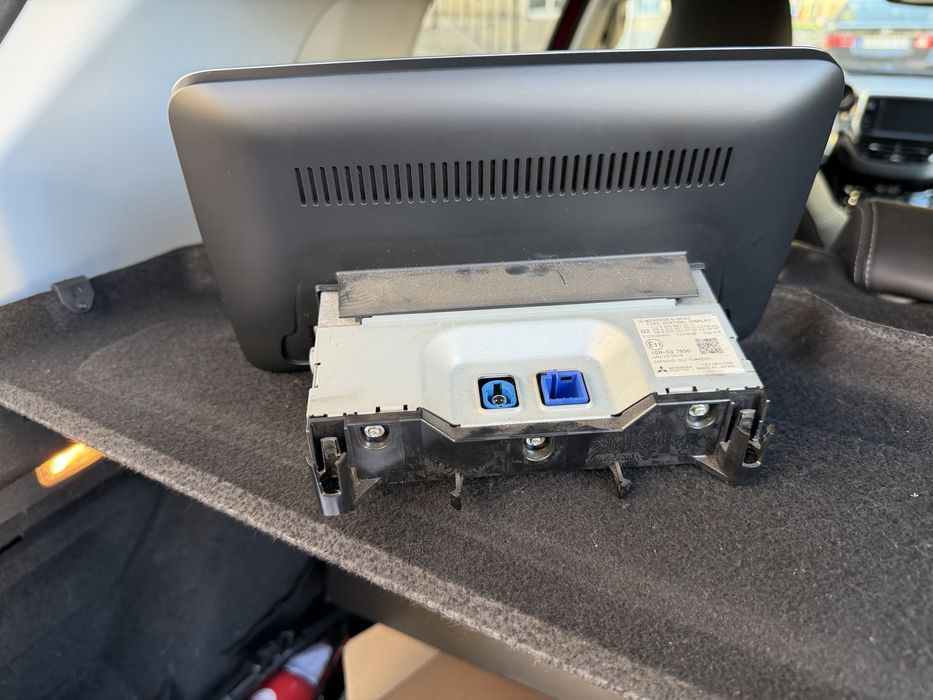 Мишка и навигация за Мерцедес V class/ W447