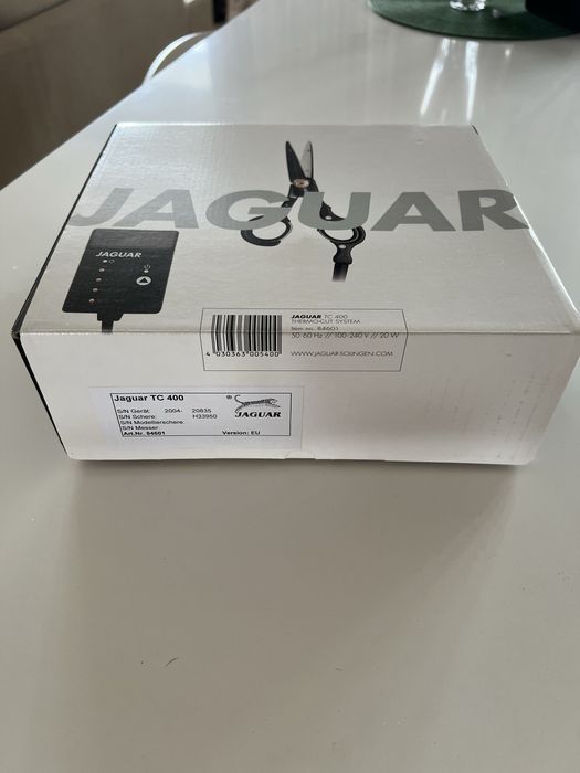 Профессиональные парикмахерские ножницы