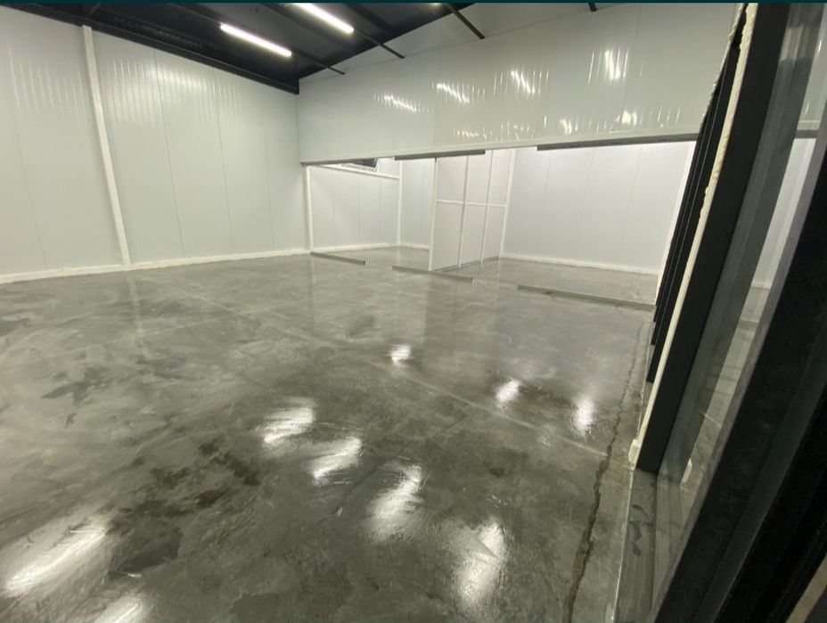 Эпоксидный полы. Топинг затирка.