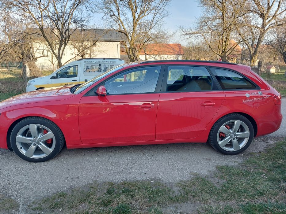 Vând Audi A4 combi