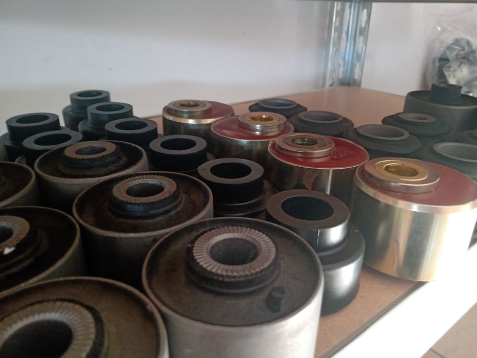 Set bucse brat tendon bucsa panhard corectie Nissan Patrol Y60 Y61