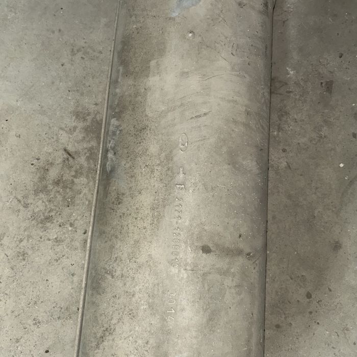 Продам глушитель на приору седан оригинал