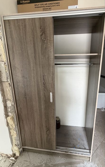Продам шкаф для прихожей