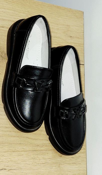 Детский для девочек 31 размер.