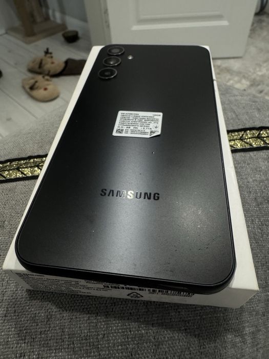 Samsung A34 128gb черный в идеале