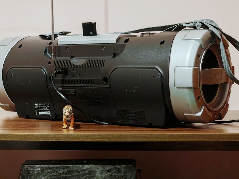 Jvc RV-NB50. O bestie imensă. Bluetooth, Usb, Mp3, Ipod. Preț fix ...