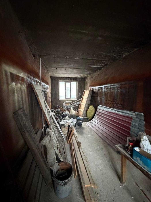 Продается здание 3 сотки в Олмазарском р-н недалеко от Джами круга