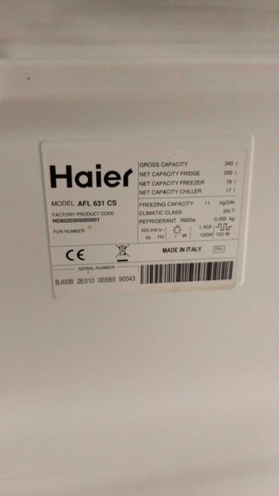 Продавам Хладилник Haier