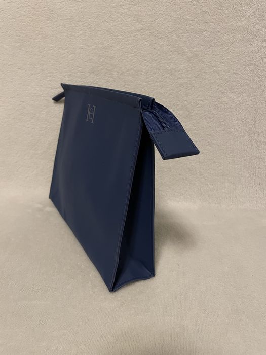 НОВ Козметичен несесер CH  Carolina Herrera