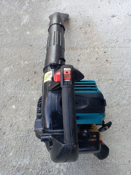 Suflanta frunze  Makita