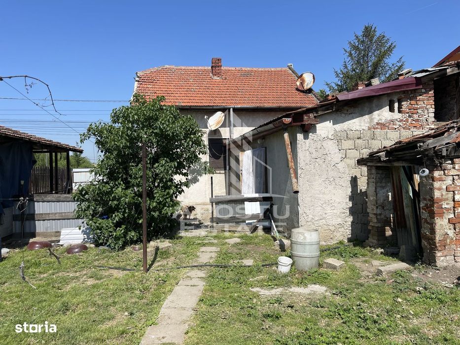 Casa individuala de vanzare Centrul Comercial Alfa Dambovita