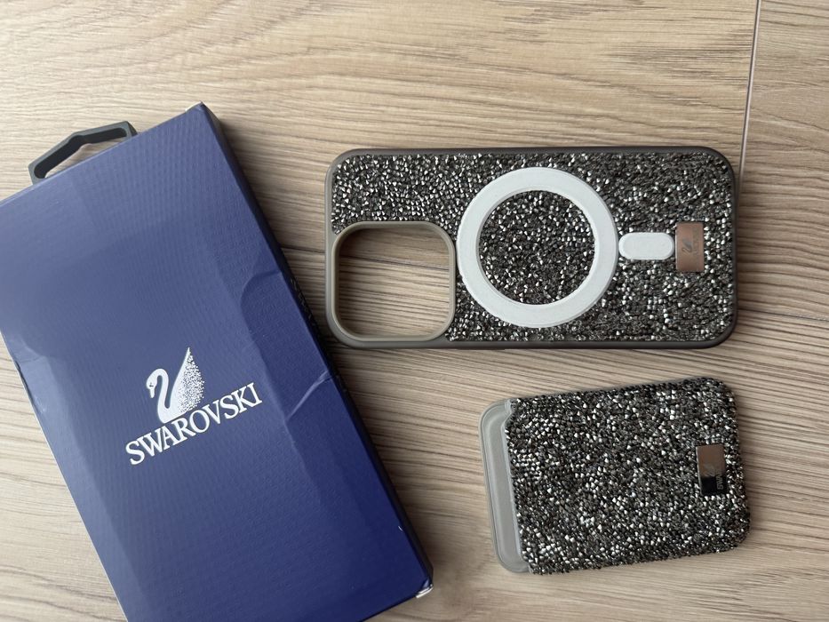 Swarovski кеис за Iphone 15 pro / калъф