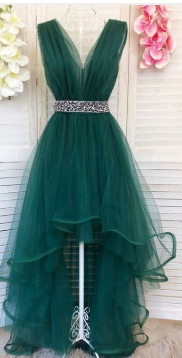 Продавам официална дълга рокля! Носена е 3ч запазена е!