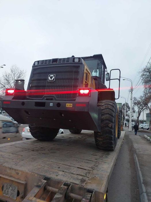 Фронтальный погрузчик XCMG XC958 со стандартным ковшом 3,2 м³