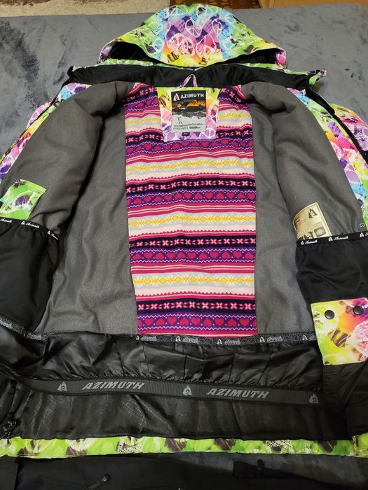 Продаю костюм лыжный 25000