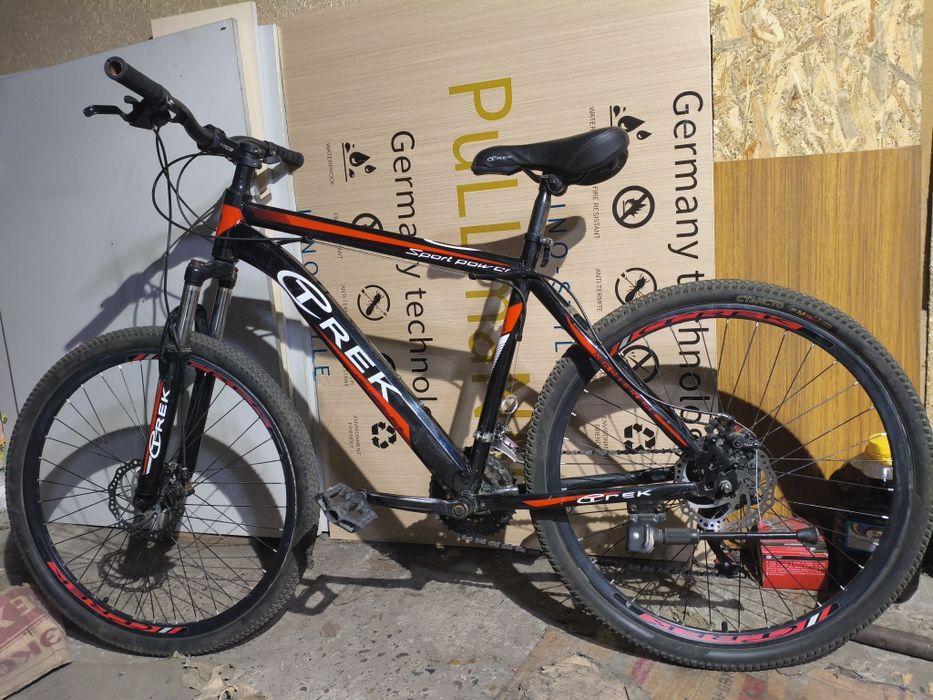 Продам велосипед TREK.